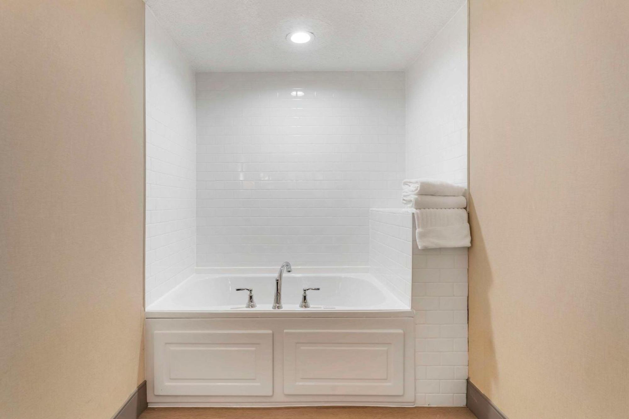 Comfort Inn&suites - Lavale - Cumberland